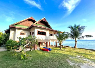 해변가 빌라 — Three rare & private front beach villas